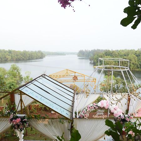 Sona Villa, The Lake Chalet Kudal  Exteriör bild
